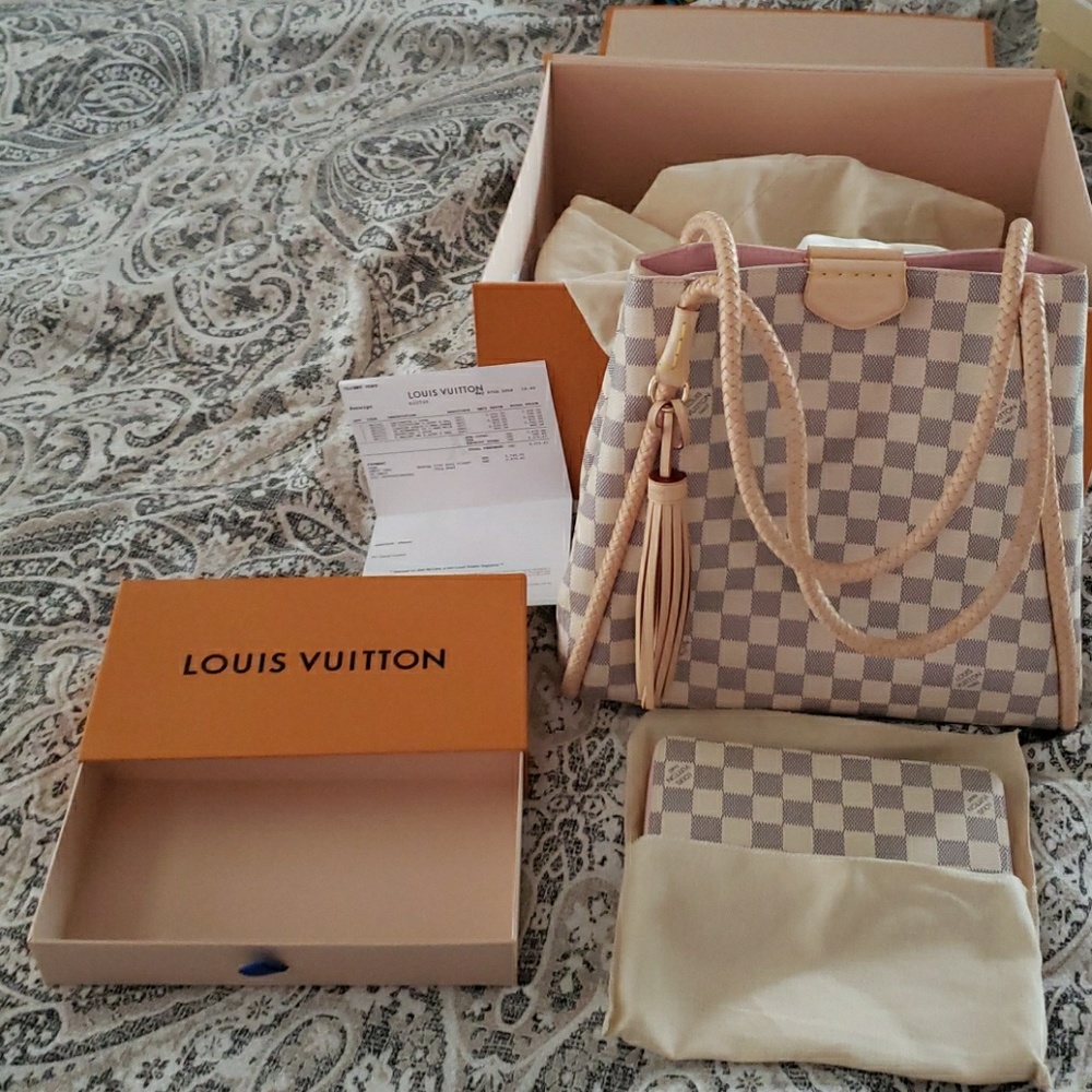 Louis Vuitton Purse and Wallet Combo